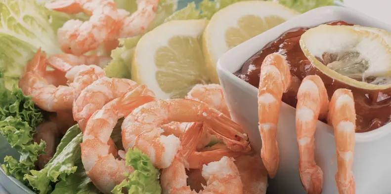 Zooms Cocktail Sauce with Plated Shrimp